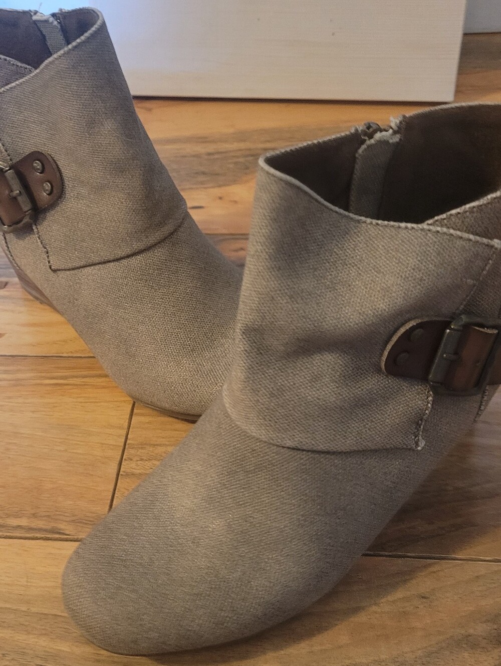 Blowfish Malibu Baldwin Wedge Taupe Tweed Buckle Bootie, EUC (2 Wears), Sz 8